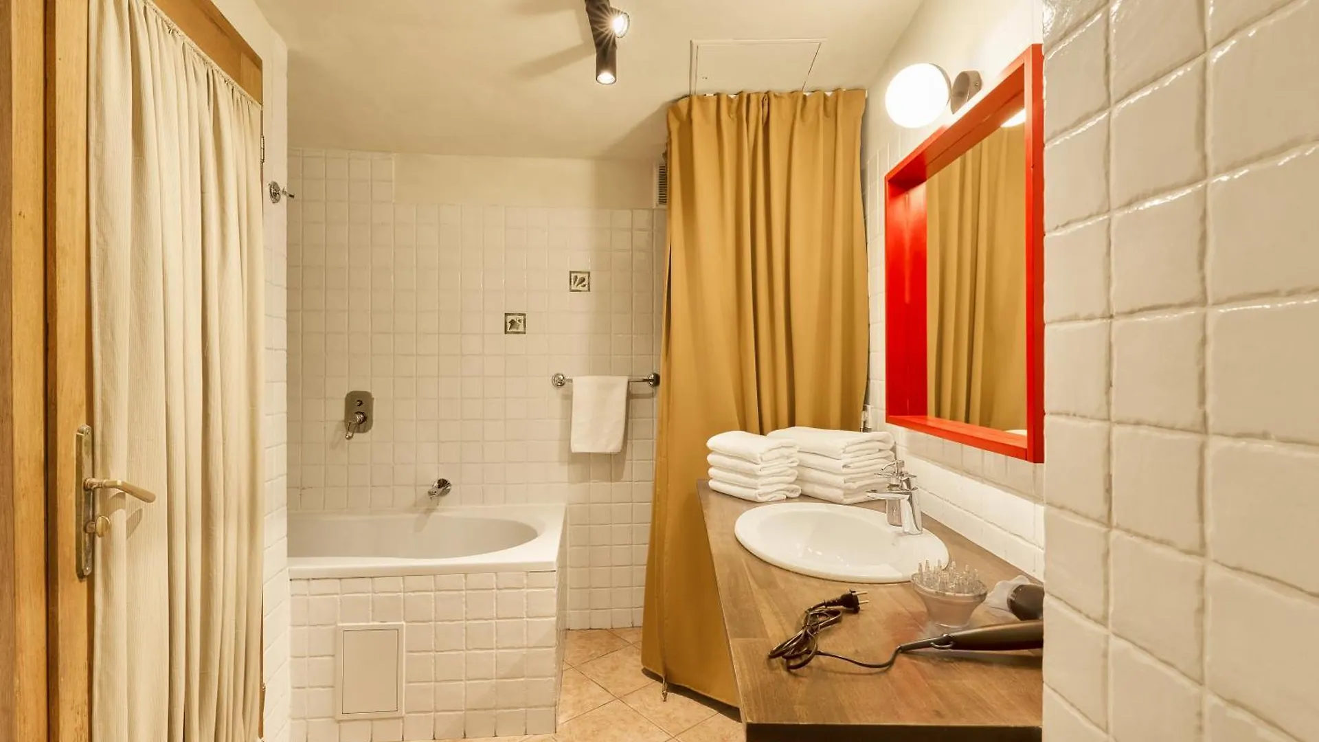 Nelis I Boutique Apartments In Old Town Prague